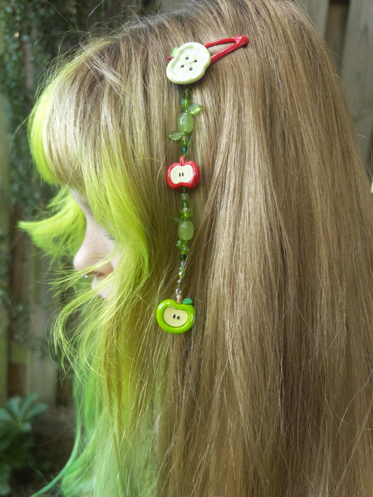 🍏 Apple Garden Clips