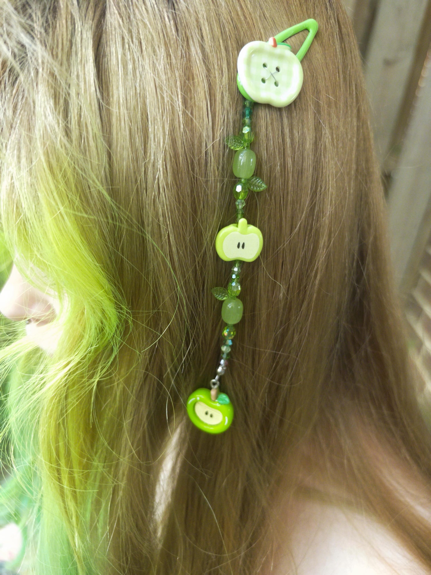 ٭˚🍏୨˚٭🐛! !
