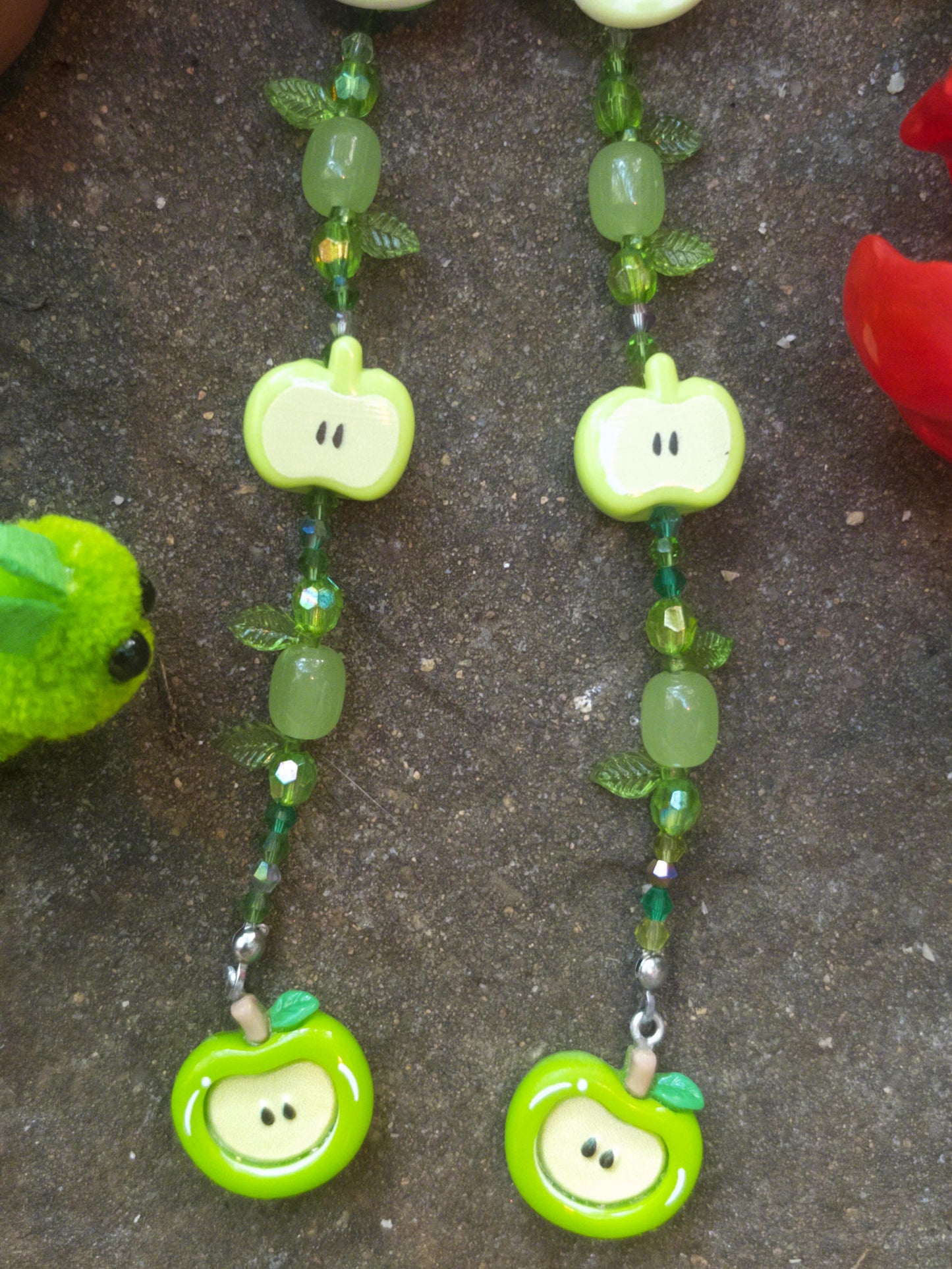 𖦹🍏.°🐛٭.